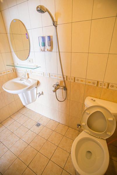 Xinghai Homestay II Magong Buitenkant foto